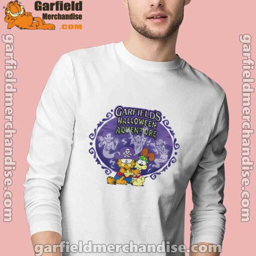 garfield halloween adventure hugging men with white long sleeve