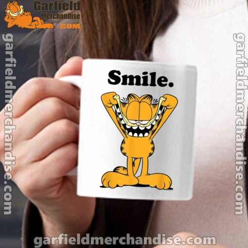 garfield classic smile here to be awesome white mug