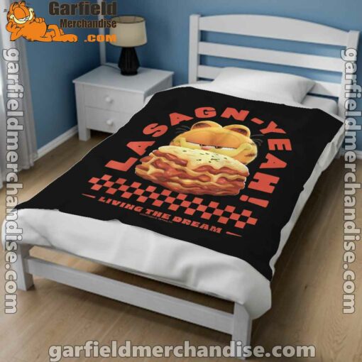 garfield lasagna yeah black blanket