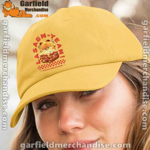 garfield lasagna yeah yellow hat