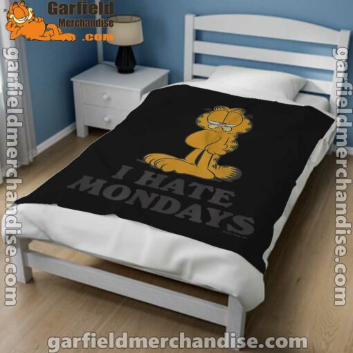 hate mondays garfield are just nature’s way of ruining my life black blanket