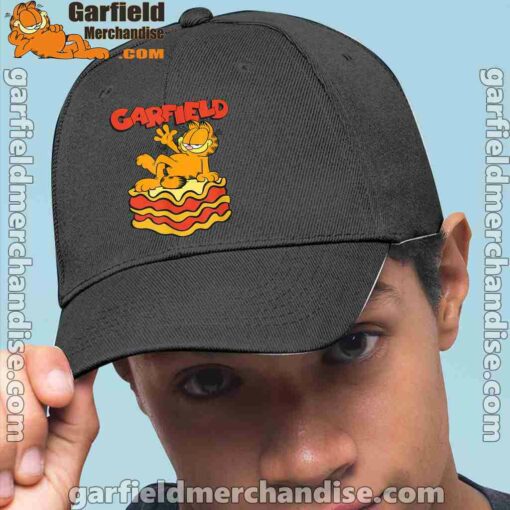 garfield lasagna slice pose black hat