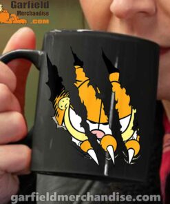 claws the garfield getting what want black coffee mug