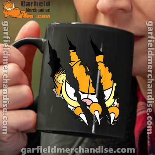 claws the garfield getting what want black coffee mug