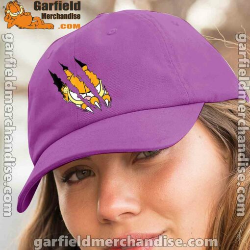 claws the garfield getting what want purple hat