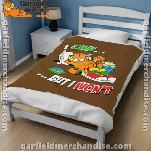 garfield can but wont brown blanket