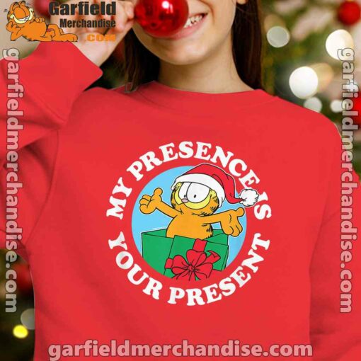 garfield christmas my presence is your present red kid girl sweatshirts