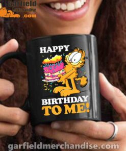 garfield happy birthday to me with cake black mug