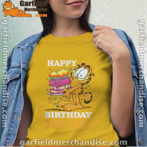 garfield happy birthday to me with cake women yellow shirt