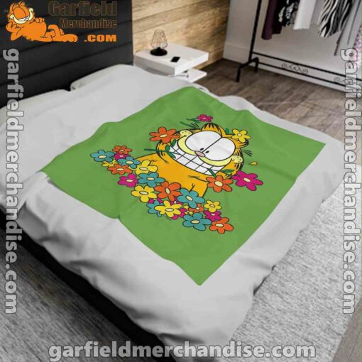 garfield in the garden green blanket