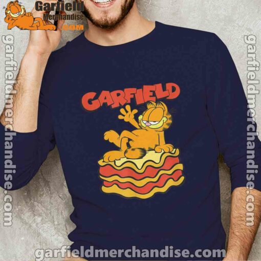 garfield lasagna slice pose navy with men's long sleeve