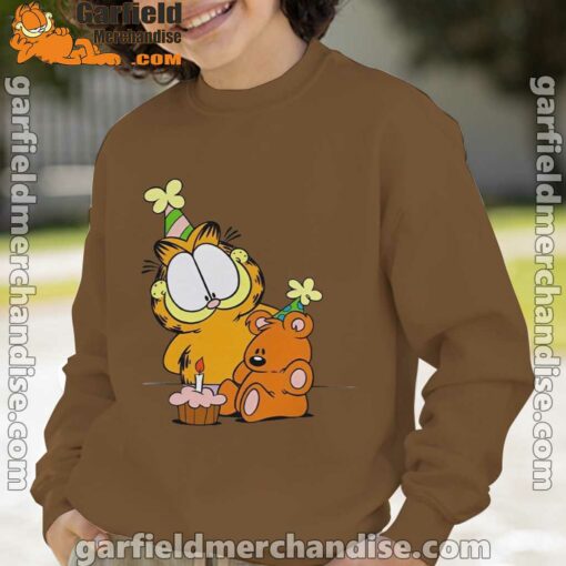 happy birthday garfield with small cake brown sweatshirt for youth boy